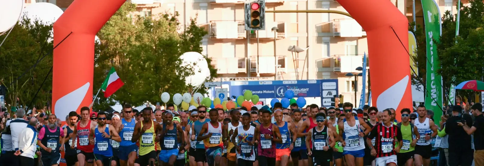 Jesolo Moonlight Half Marathon — image 1 sur 6