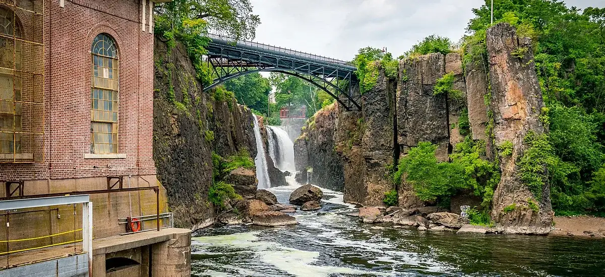 Paterson Great Falls 5k Race — zdjęcie 1 z 3