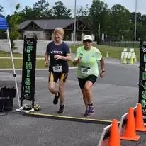 Salute to Veterans 5K/10K/Half Marathon – Bild 1 von 3