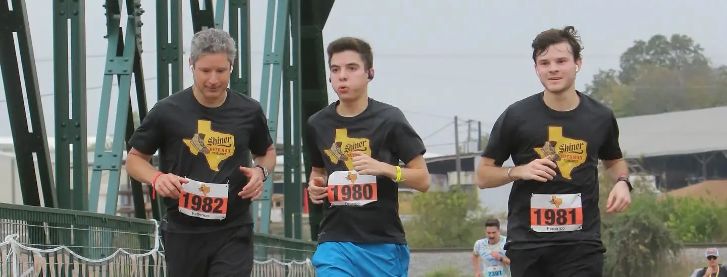 Shiner Beer Run Half Marathon & 5K — छवि 1 3 की