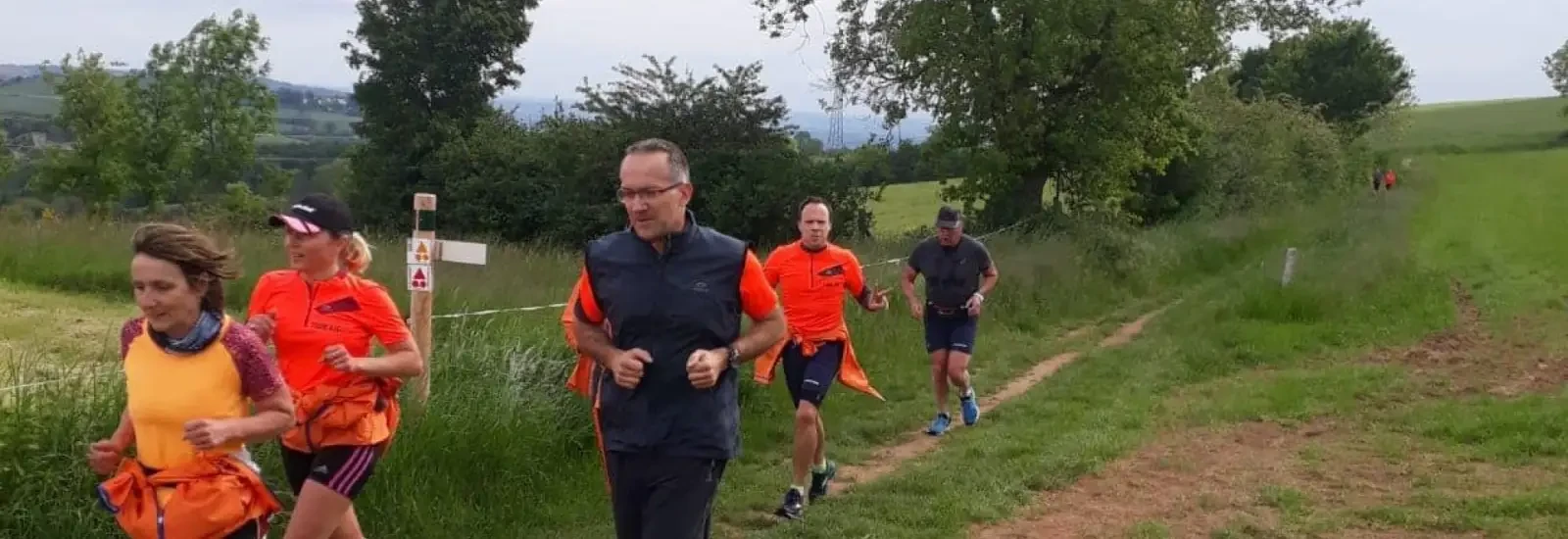 Trail des Pierres Dorées — zdjęcie 1 z 3
